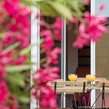 Garden & Aix En Provence - Hotel apartamentowy Rousset (Bouches-du-Rhone)