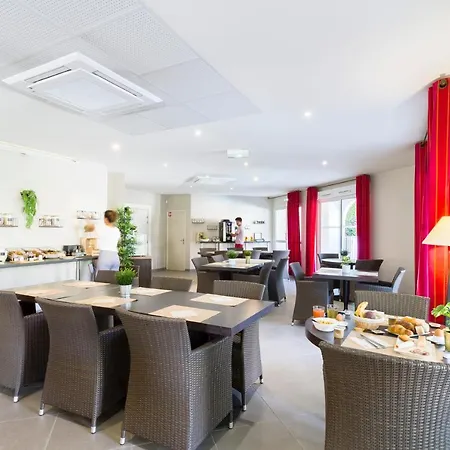 Garden & Aix En Provence - 3*